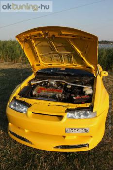 Szilvia Opel Calibrája