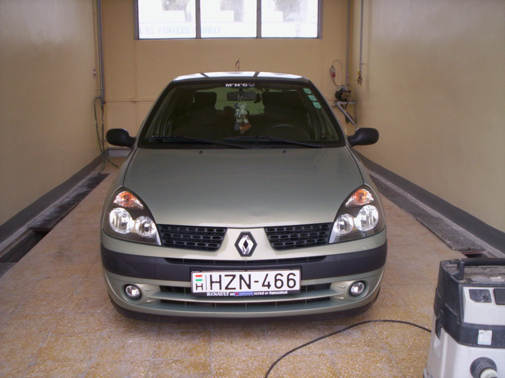 Renault Clio [Dögös]