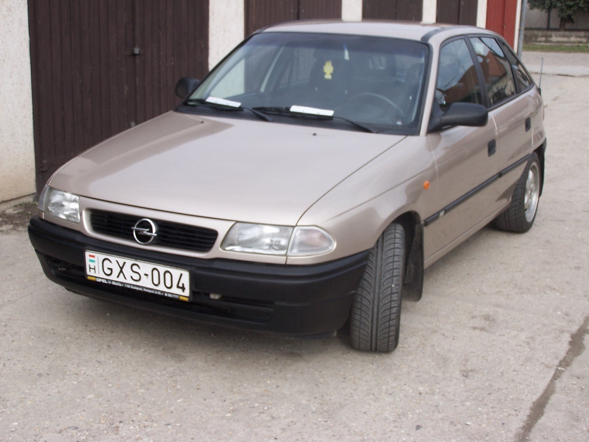 Opel Astra F