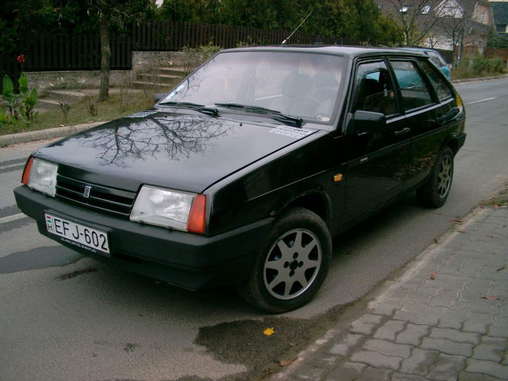 LADA 2109