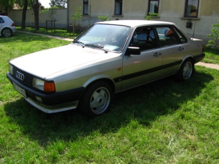 Audi 80 CD (typ85)