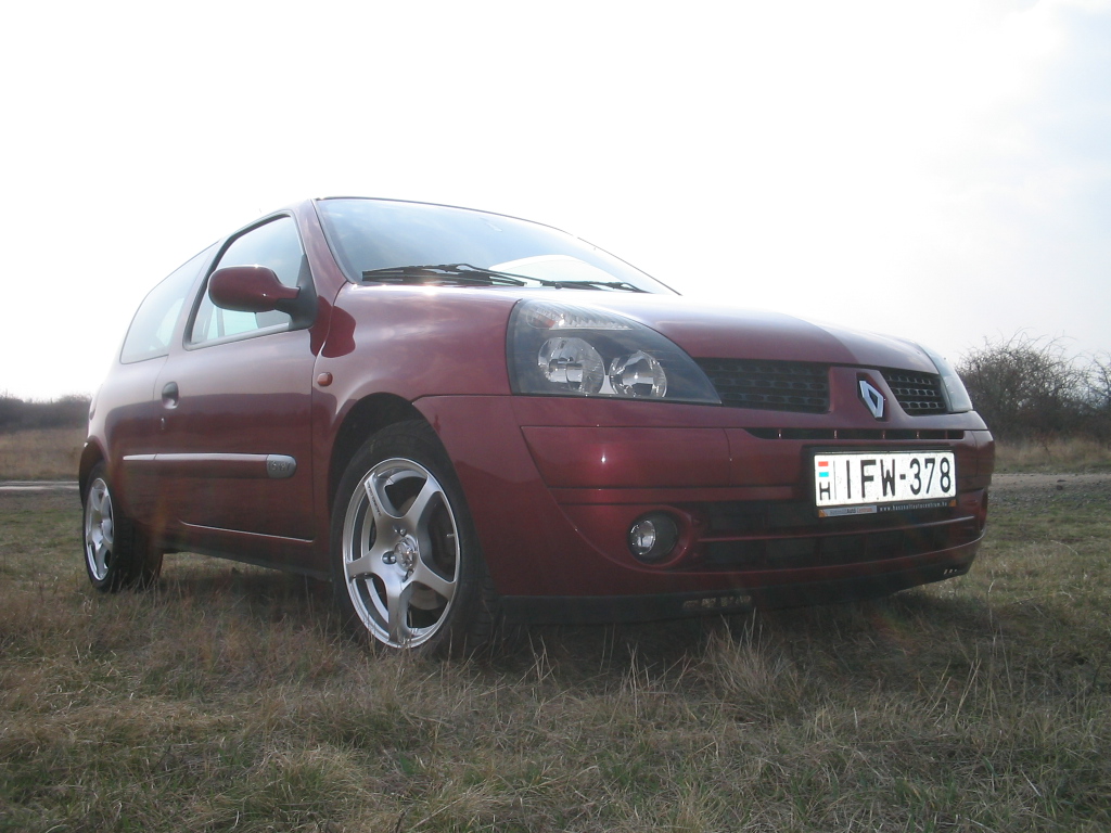 Renault clio   R2D2