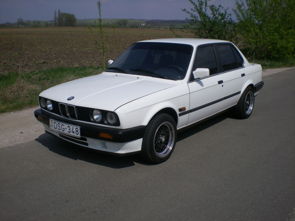 BMW E30 324 D