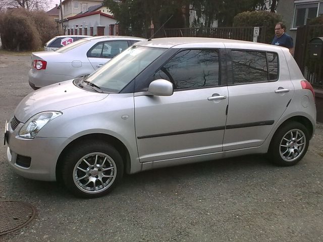 Suzuki Swift 2