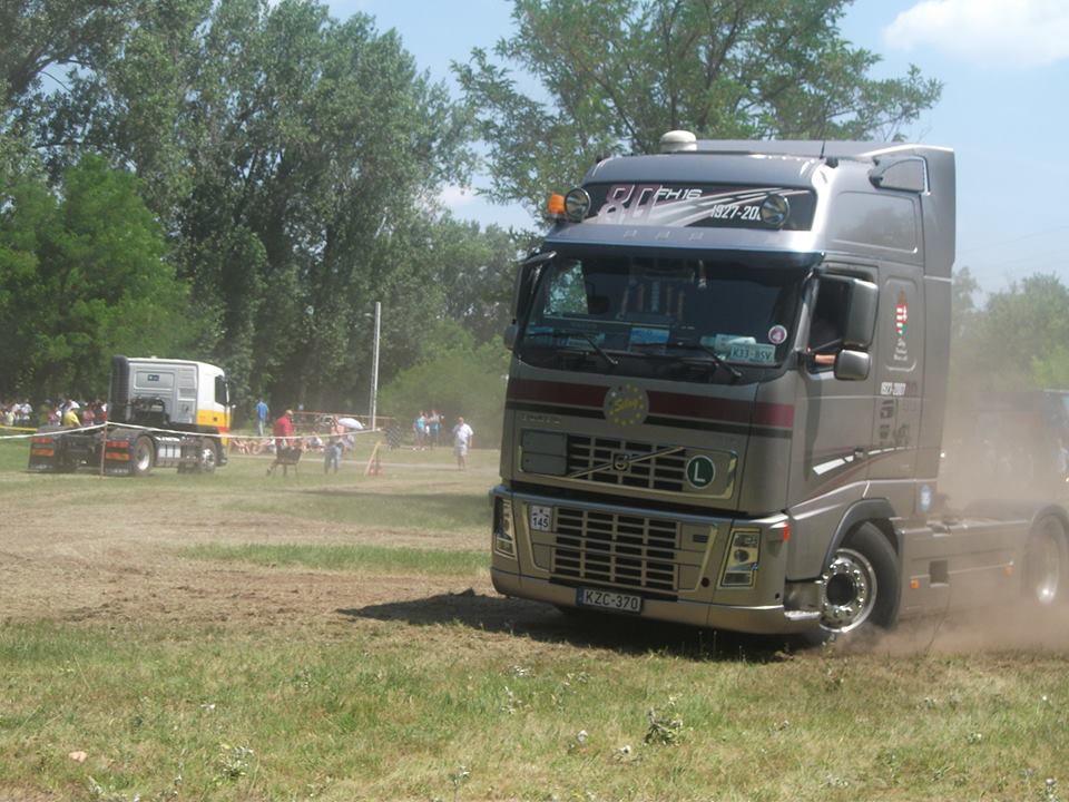 Volvo FH16