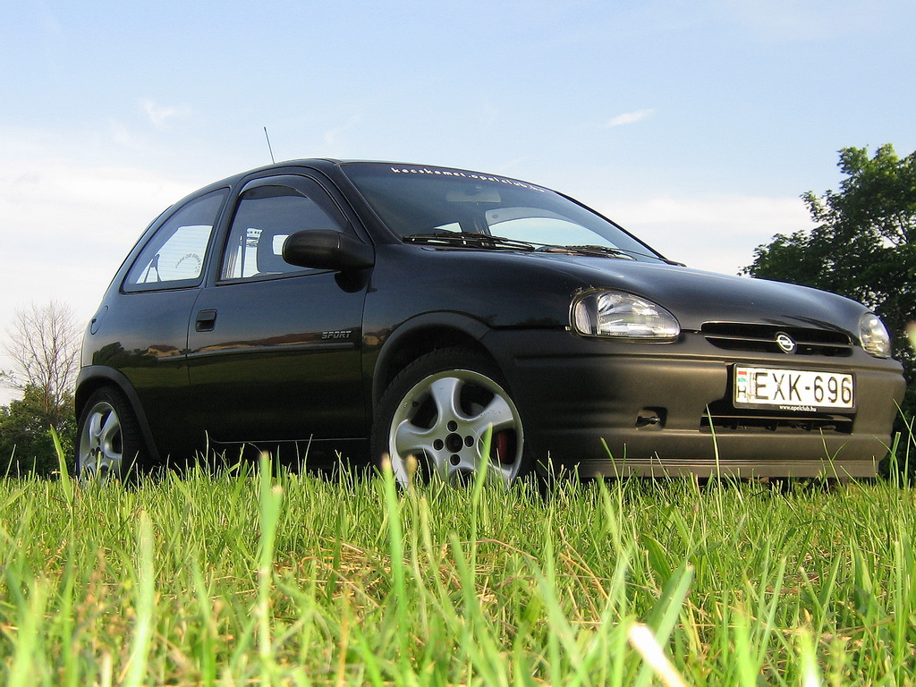 Opel Corsa B 1.4 Sport