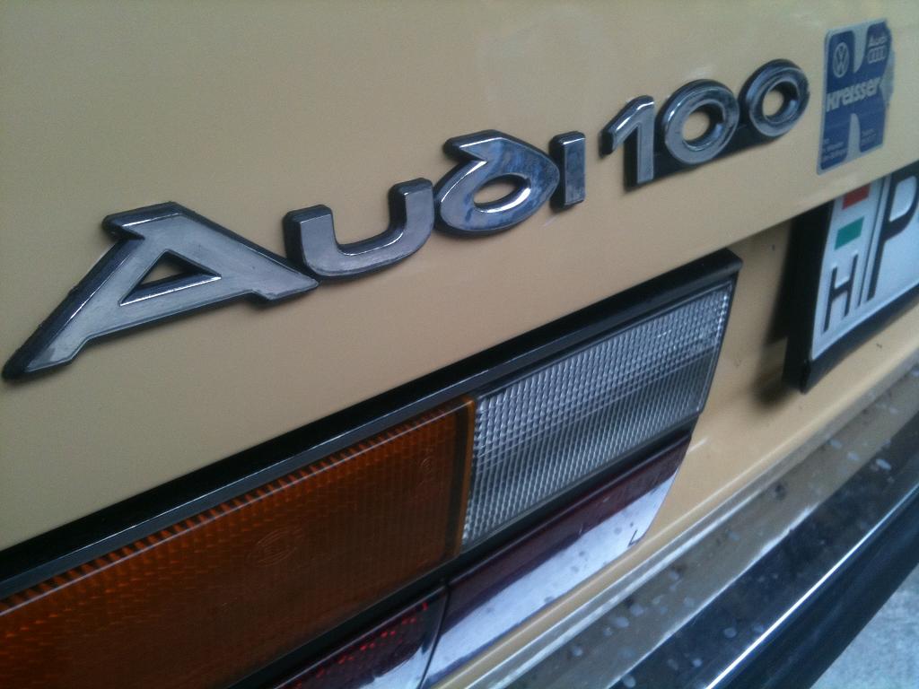 Audi 100 C2 Coupe