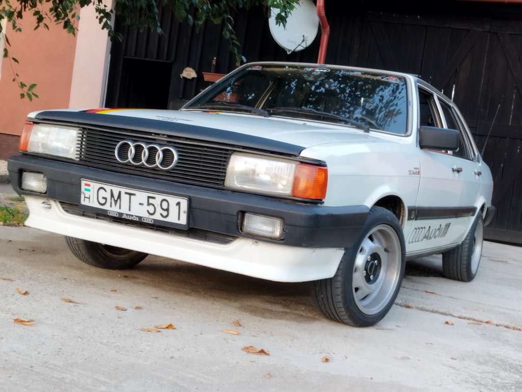 Audi B2